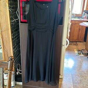 Perceptions black dress with built in slip/liner